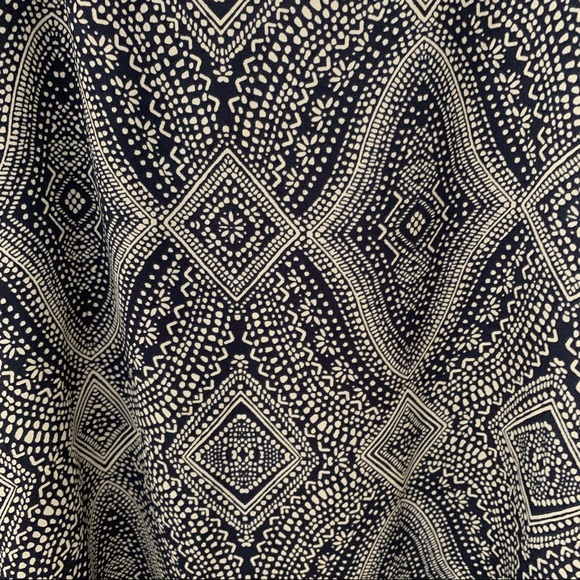 H&M flowy tank top - Picture 3 of 4